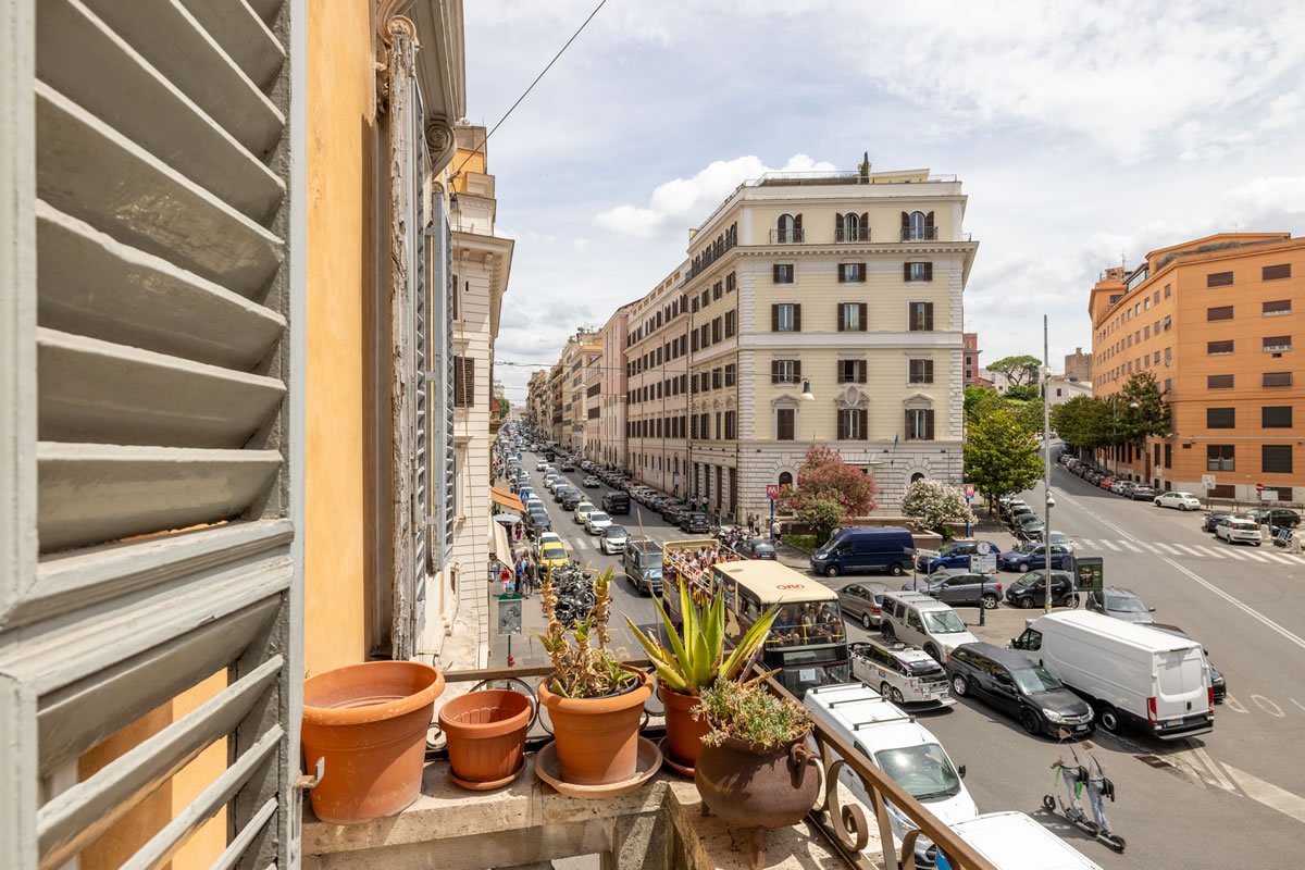 vivora houses appartamenti vacanza roma ViaCavour